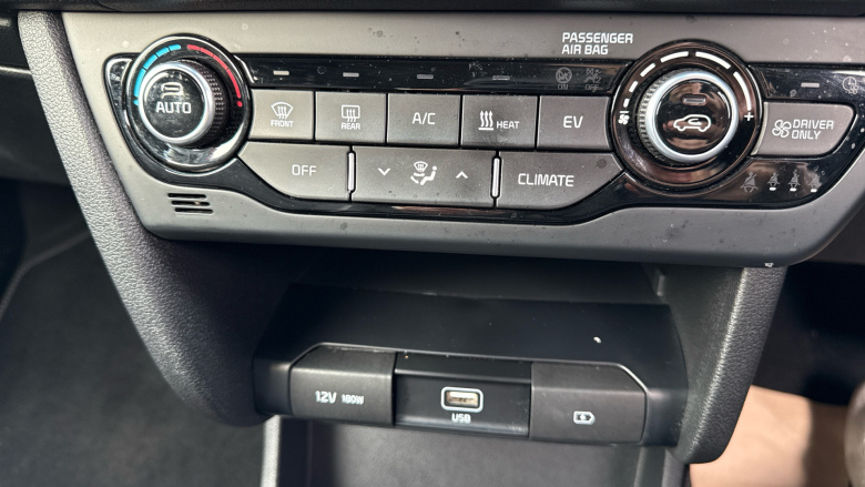 Kia E-Niro 150kW 2 Long Range 64kWh 5dr Auto Electric Estate